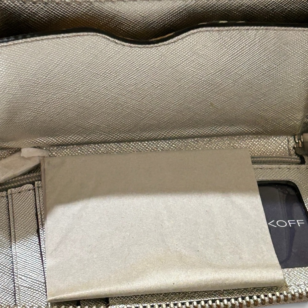 Rebecca Minkoff Metallic Silver Wristlet Olivia Tech NWT Style: S182E140-140 - Picture 6 of 13